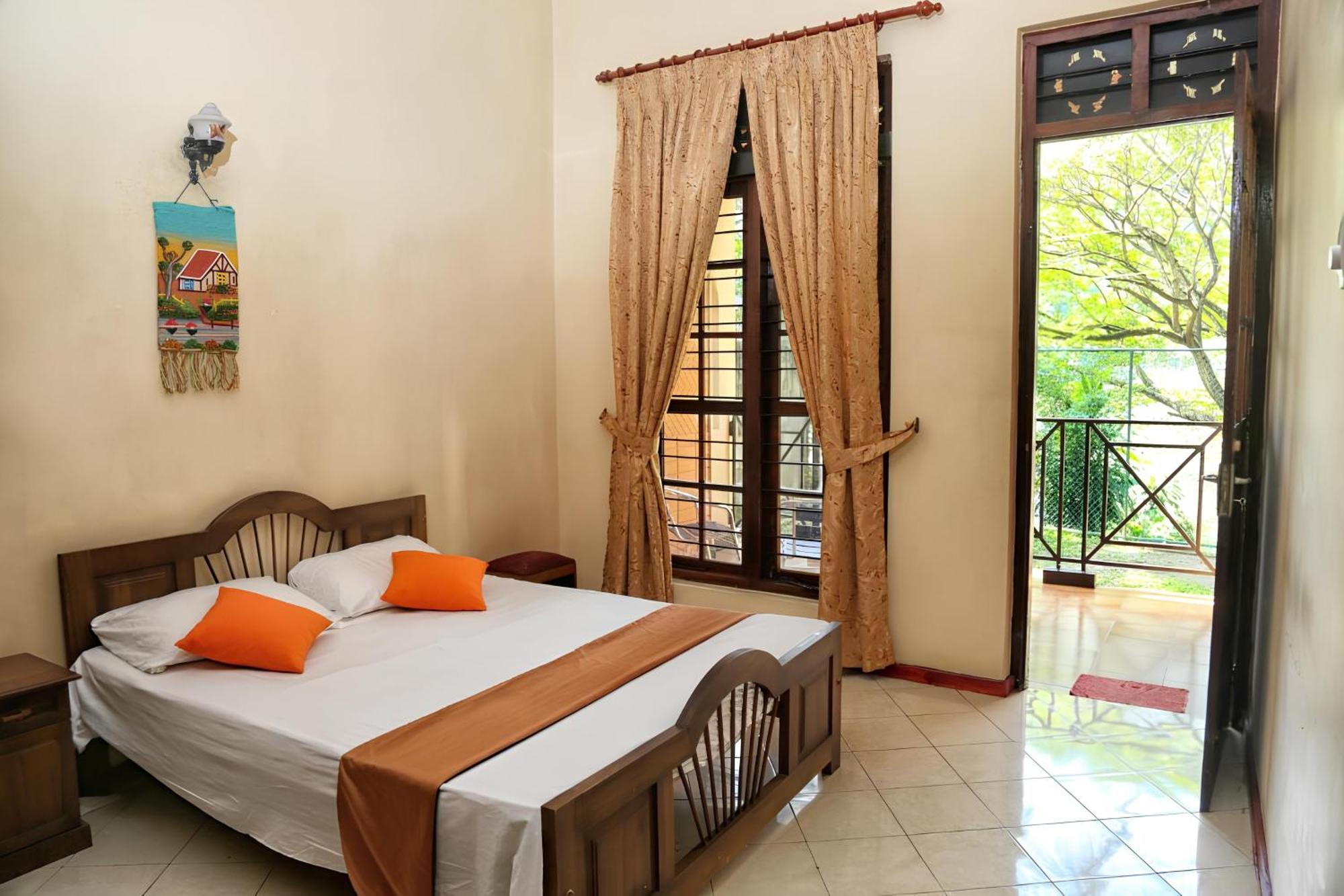 Mahaweli View Bungalow Kandy Esterno foto